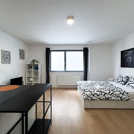 Apartman Vlna Appartement Brno Buitenkant foto