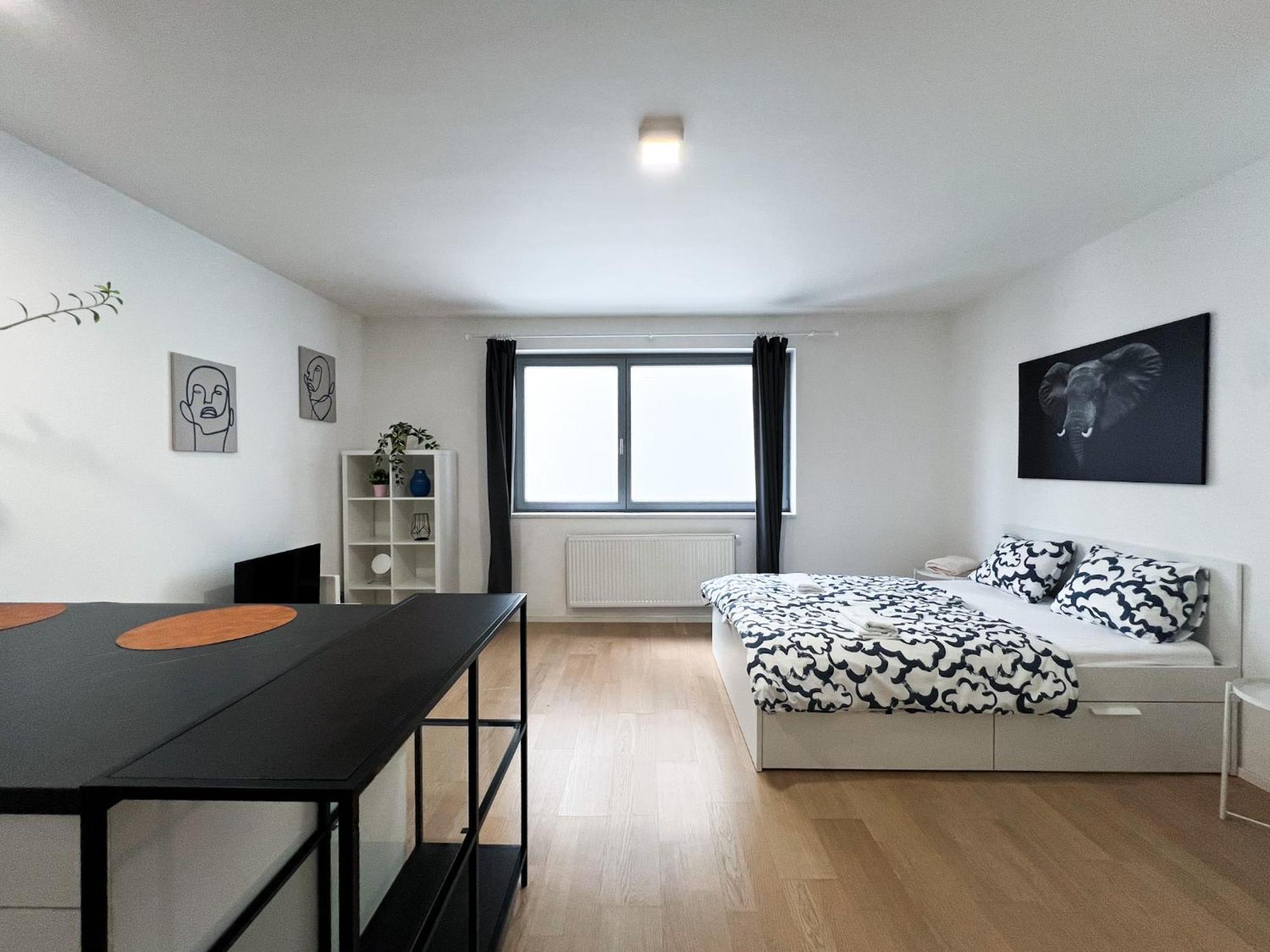 Apartman Vlna Appartement Brno Buitenkant foto